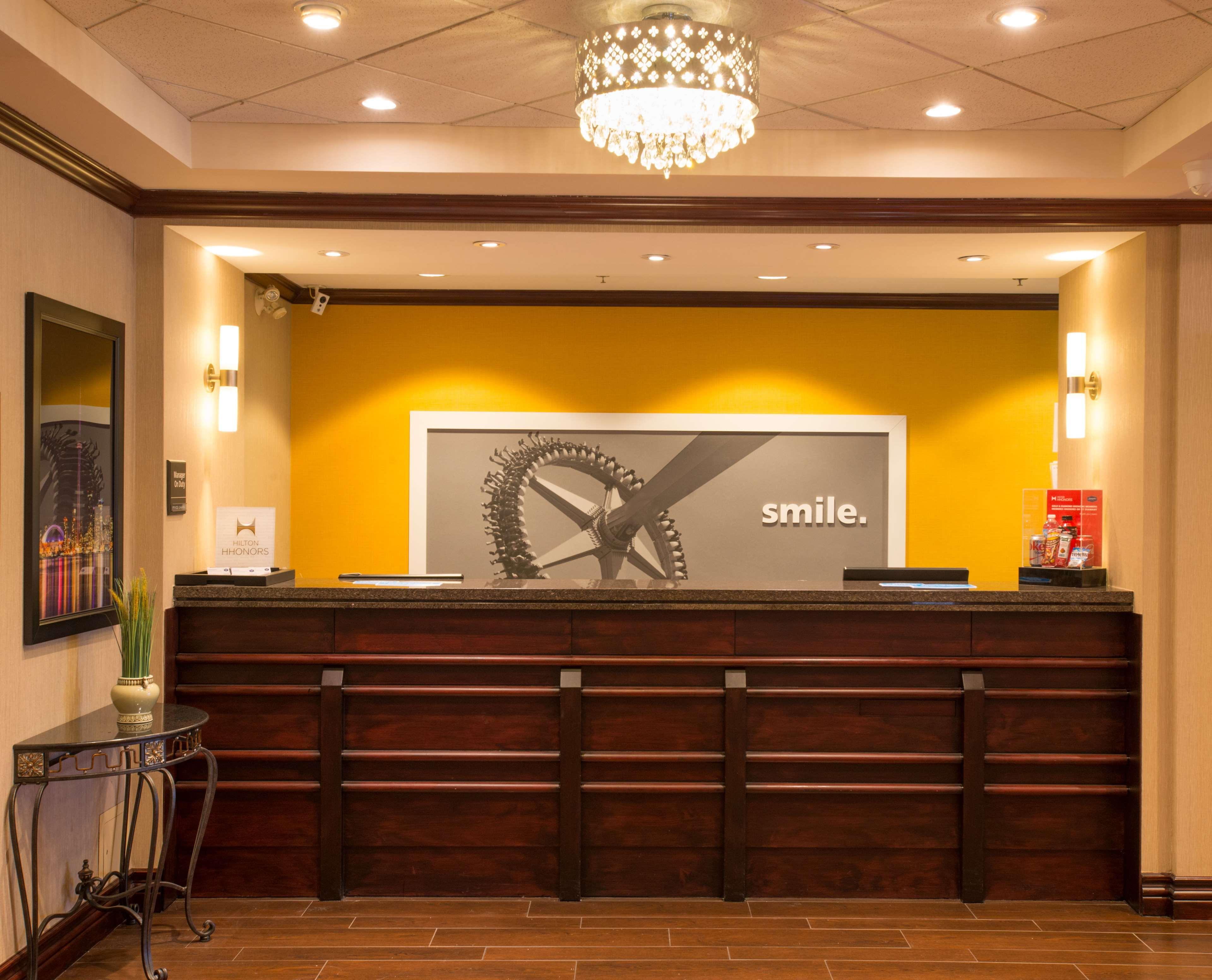 Hampton Inn Toronto-Mississauga West Dış mekan fotoğraf