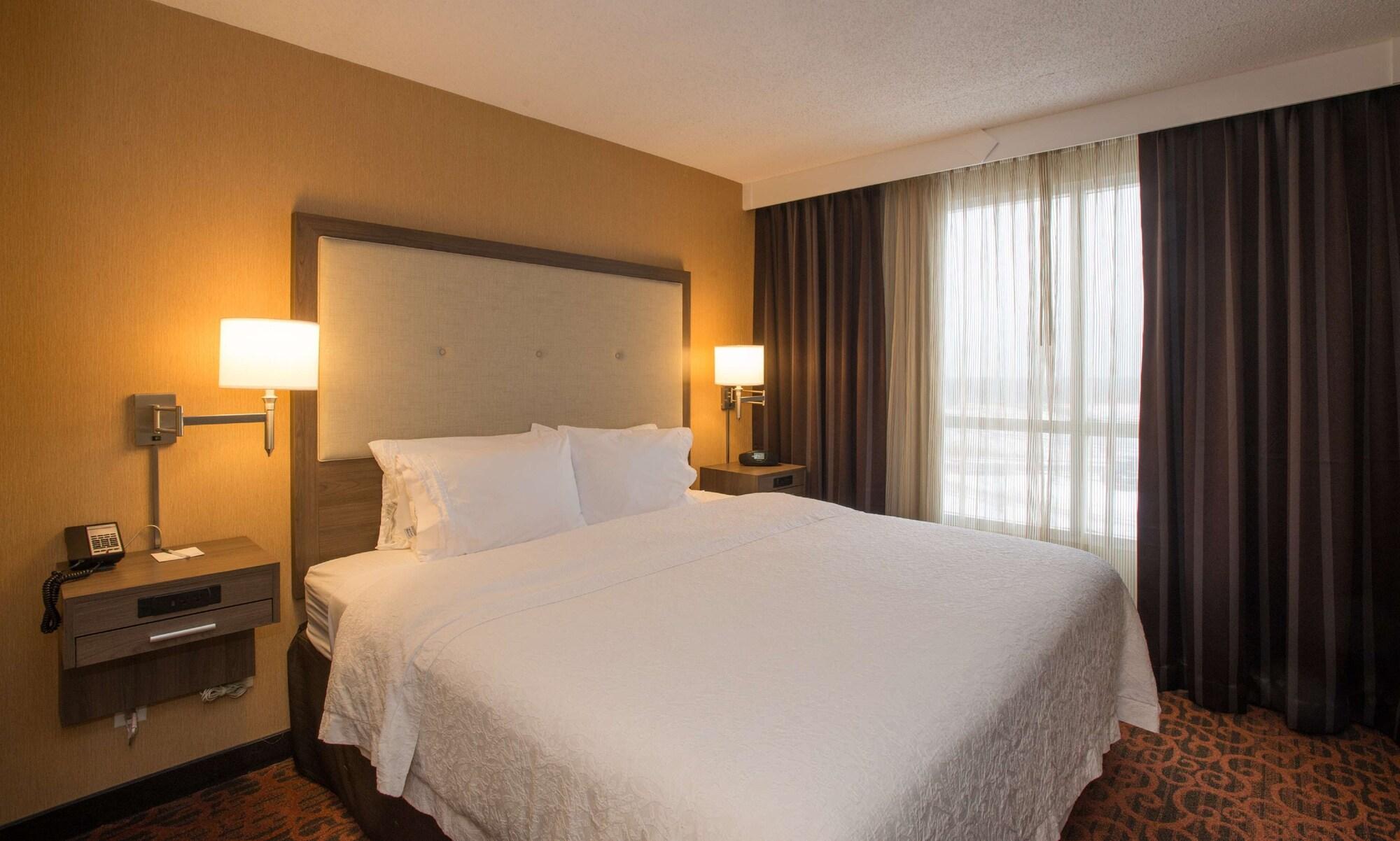 Hampton Inn Toronto-Mississauga West Dış mekan fotoğraf